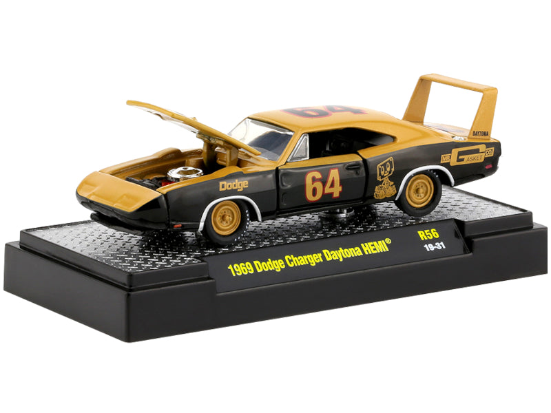 2019 M2 Machines Desktop R56-19-31 - 1969 Dodge Charger Daytona HEMI (Gold)