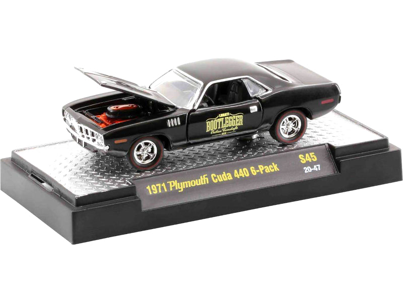 2020 M2 Machines Desktop S45-20-47 - 1971 Plymouth Cuda 440 6-Pack (Bootlegger Black)