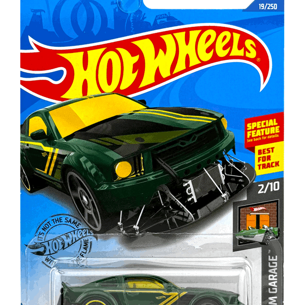 2020 Hot Wheels Cars Mainline #019 - 2005 Ford Mustang (Green) GHF29
